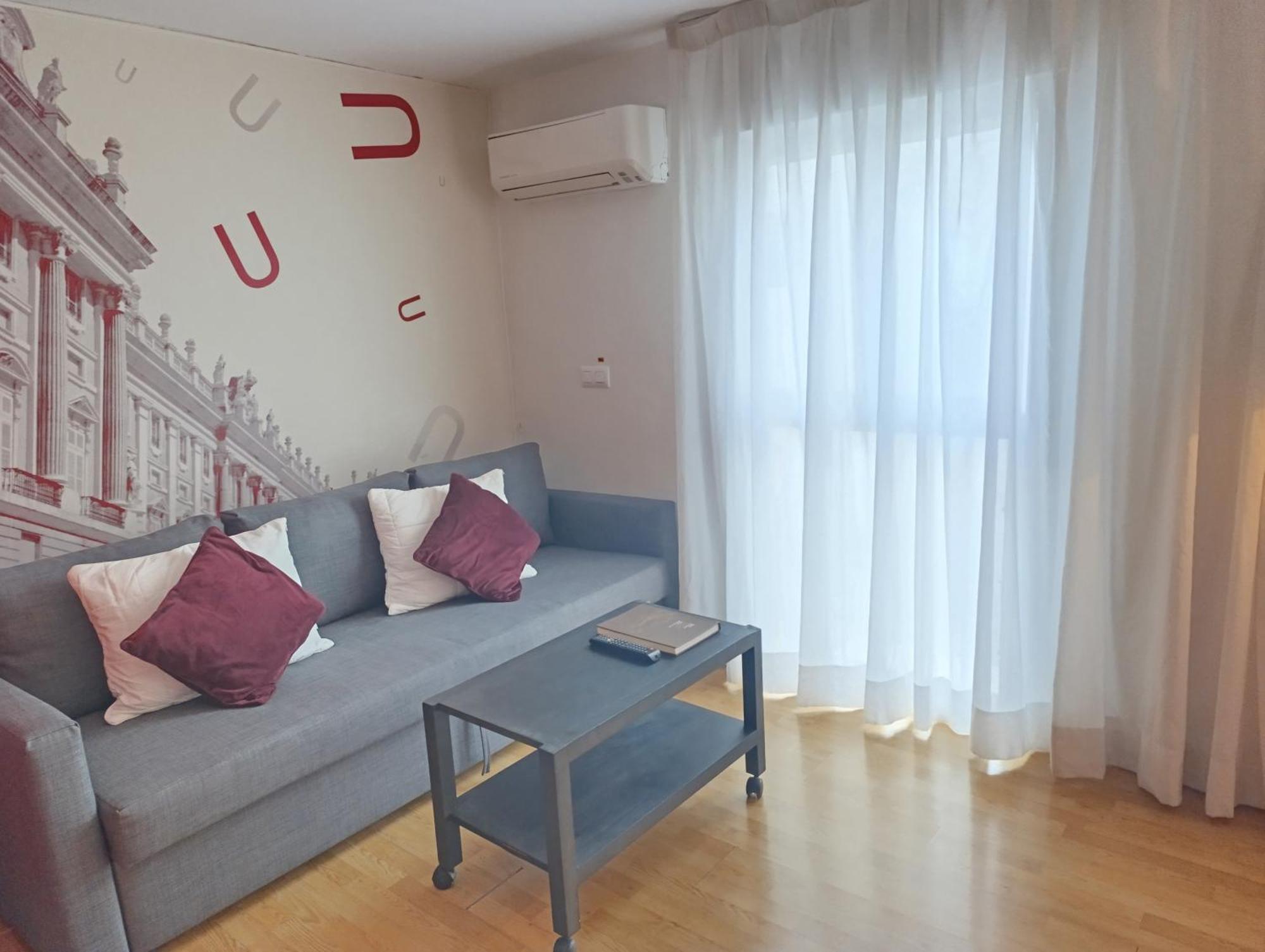 Apartamento En Huertas Madrid Exteriör bild