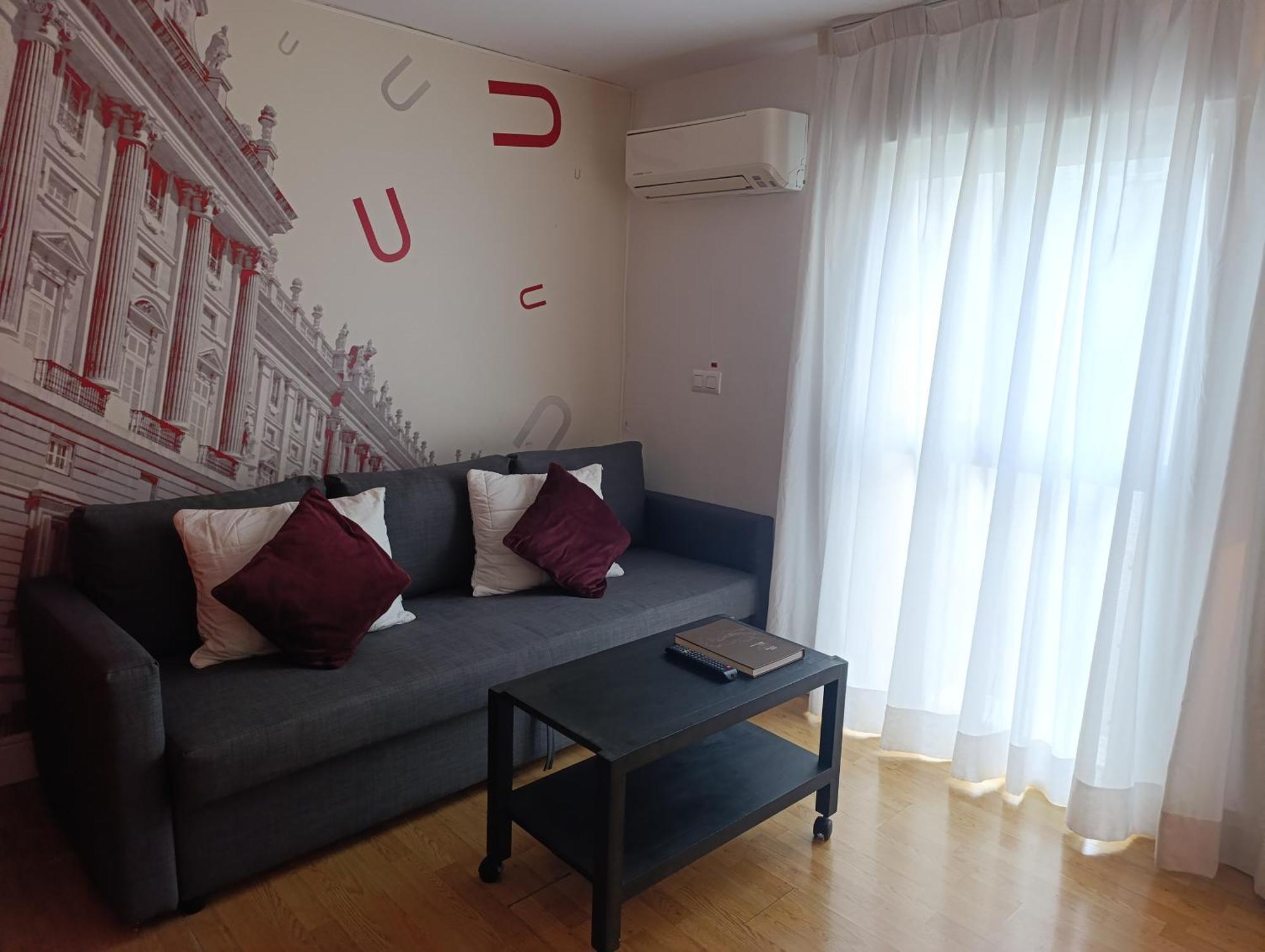 Apartamento En Huertas Madrid Exteriör bild